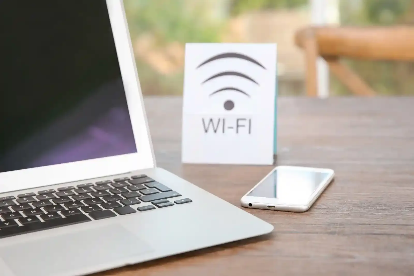 imgi_42_hotel-wifi-see-quentyn-for-attribution